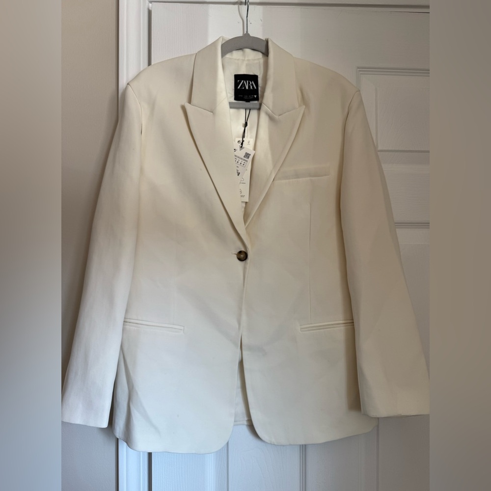 NEW Zara Cream Single-Button Blazer in Small